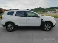 Usata Dacia Duster Prestige 101 CV (74 kW) 2022 Bianco SUV