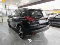 Usata Peugeot 2008 Allure 99 CV (72 kW) 2017 Nero SUV