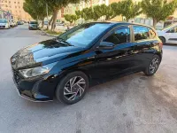 Usata Hyundai i20 100 CV (73 kW) 2024 Nero Utilitaria