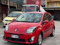 Usata Renault Twingo Initiale 64 CV (47 kW) 2008 Rosso Utilitaria