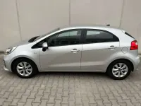 Usata Kia Rio 83 CV (61 kW) 2016 Argento Utilitaria