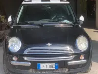 Usata Mini Cooper 116 CV (85 kW) 2004 Nero Utilitaria