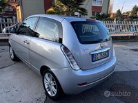 Usata Lancia Ypsilon 60 CV (44 kW) 2010 Grigio Utilitaria