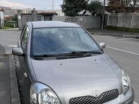 Usata Toyota Yaris 2005 Grigio Utilitaria