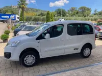 Usata Peugeot Partner Tepee Outdoor 99 CV (72 kW) 2018 Bianco Monovolume