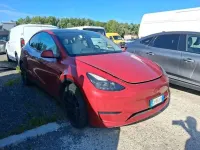 Usata Tesla Model Y 152 kW (208 CV) 2021 Rosso SUV