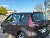 Usata Renault Scénic III 110 CV (80 kW) 2009 Marrone Monovolume