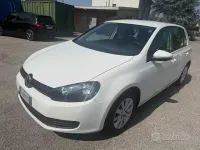 Usata VW Golf VI 105 CV (77 kW) 2011 Bianco Berlina