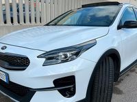 Usata Kia XCeed 136 CV (100 kW) 2019 Bianco SUV