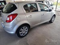 Usata Opel Corsa Cosmo 85 CV (62 kW) 2010 Grigio Utilitaria