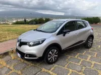Usata Renault Captur 90 CV (66 kW) 2016 Grigio SUV