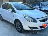 Usata Opel Corsa Edition 85 CV (62 kW) 2010 Bianco Utilitaria