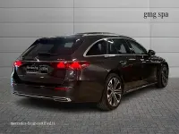 Usado Mercedes 300 Premium 313 CV (230 kW) 2025 Gris Familiar