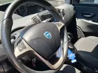 Usata Lancia Ypsilon 80 CV (58 kW) 2013 Bianco Utilitaria