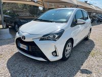 Usata Toyota Yaris 89 CV (65 kW) 2018 Bianco Berlina