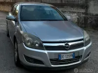 Usata Opel Astra 101 CV (74 kW) 2006 Grigio Berlina