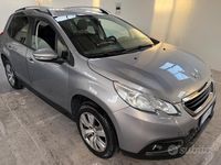 Usata Peugeot 2008 Active 100 CV (73 kW) 2016 Grigio SUV