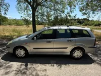 Usata Ford Focus Ambiente 100 CV (73 kW) 2003 Argento Station wagon