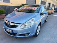 Usata Opel Corsa 75 CV (55 kW) 2009 Blu Berlina