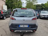 Usata Renault Scenic E-Tech XMOD 110 CV (80 kW) 2015 Grigio Monovolume
