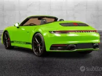 Usata Porsche 911 Carrera 4S Cabriolet 450 CV (330 kW) 2019 Verde Cabrio