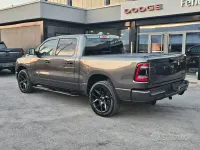 Usata RAM 1500 401 CV (294 kW) 2024 Grigio Pick-up