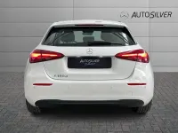 Usata Mercedes A180 Advanced 116 CV (85 kW) 2025 Bianco / pastello Berlina