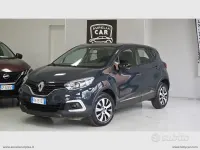Usata Renault Captur Zen 90 CV (66 kW) 2018 Grigio SUV