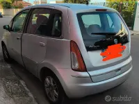 Usata Lancia Musa 90 CV (66 kW) 2009 Grigio Monovolume