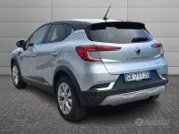 Usata Renault Captur Engineered 143 CV (105 kW) 2022 Grigio SUV
