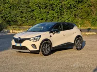 Usata Renault Captur Zen 131 CV (96 kW) 2020 Beige SUV