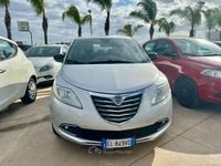 Usata Lancia Ypsilon Gold 69 CV (50 kW) 2012 Argento Utilitaria