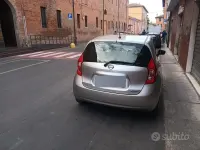 Usata Nissan Note Tekna 90 CV (66 kW) 2010 Grigio Utilitaria