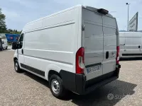 Usata Fiat Ducato S 140 CV (102 kW) 2023 Bianco pastello Furgone