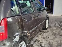 Usata Lancia Musa 90 CV (66 kW) 2005 Marrone Monovolume