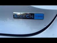 Usata Renault Clio Zen 140 CV (102 kW) 2021 Grigio chiaro Utilitaria