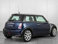 Usado Mini Cooper Pepper 116 HP (85 kW) 2006 Azul Citadino