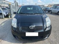 Usata Toyota Yaris 69 CV (50 kW) 2007 Nero Utilitaria