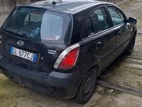 Usata Kia Rio 110 CV (80 kW) 2006 Berlina