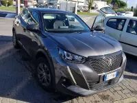 Usata Peugeot 2008 Allure 102 CV (75 kW) 2020 Grigio SUV
