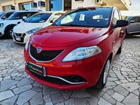 Usata Lancia Ypsilon Gold 69 CV (50 kW) 2016 Rosso Utilitaria