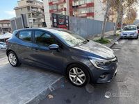 Usata Renault Clio V Techno 91 CV (66 kW) 2022 Grigio Berlina