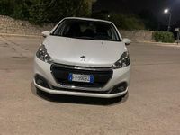 Usata Peugeot 208 82 CV (60 kW) 2019 Bianco Utilitaria