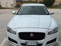 Usata Jaguar XF Portfolio 163 CV (119 kW) 2015 Bianco Berlina