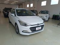 Usata Hyundai i20 Comfort 74 CV (54 kW) 2016 Bianco Berlina