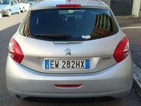 Begagnad Peugeot 208 Active 68 HK (50 kW) 2014 Halvkombi