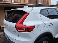 Usata Volvo XC40 150 CV (110 kW) 2020 Bianco SUV
