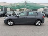 Usata VW Golf VII Life 150 CV (110 kW) 2020 Grigio Berlina