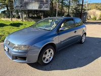 Usata Fiat Stilo 103 CV (75 kW) 2004 Blu Berlina