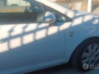 Usata Opel Corsa Edition 80 CV (58 kW) 2010 Bianco Berlina